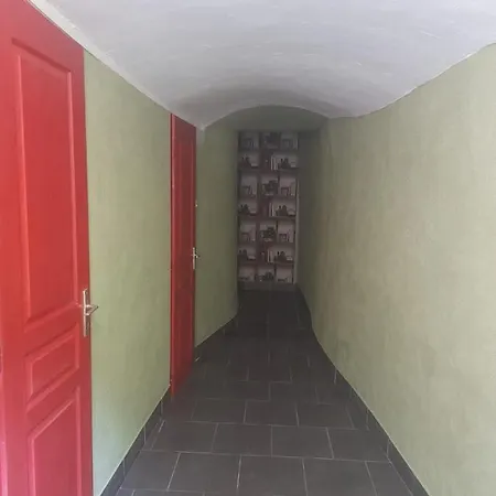 Olivia Saint-Florent-sur-Auzonnet